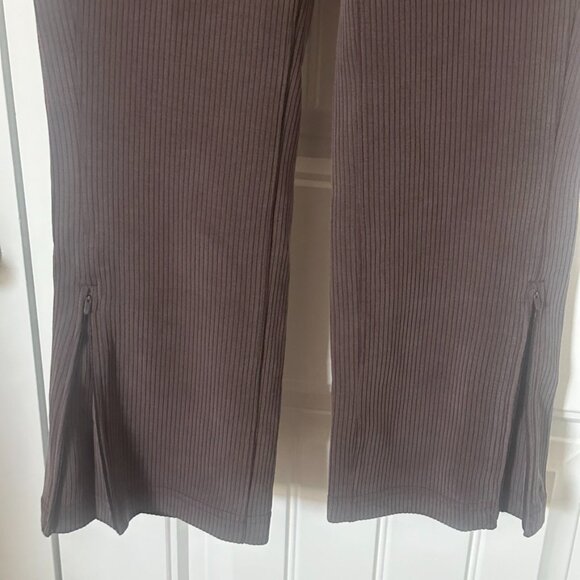 NWT Ribbed Softstreme Zip-Leg HR Crop 25" Sz 6 - Picture 8 of 9